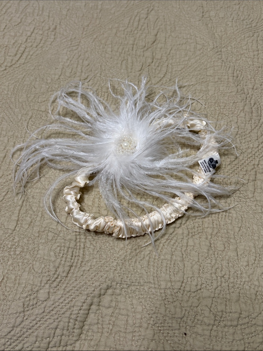 Bridal Ivory Feather Garter with Pearl Accent - 100% silk with ostrich feathers